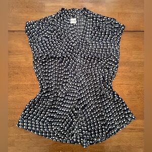 NIC+ZOE Black and White Geometric Blouse
